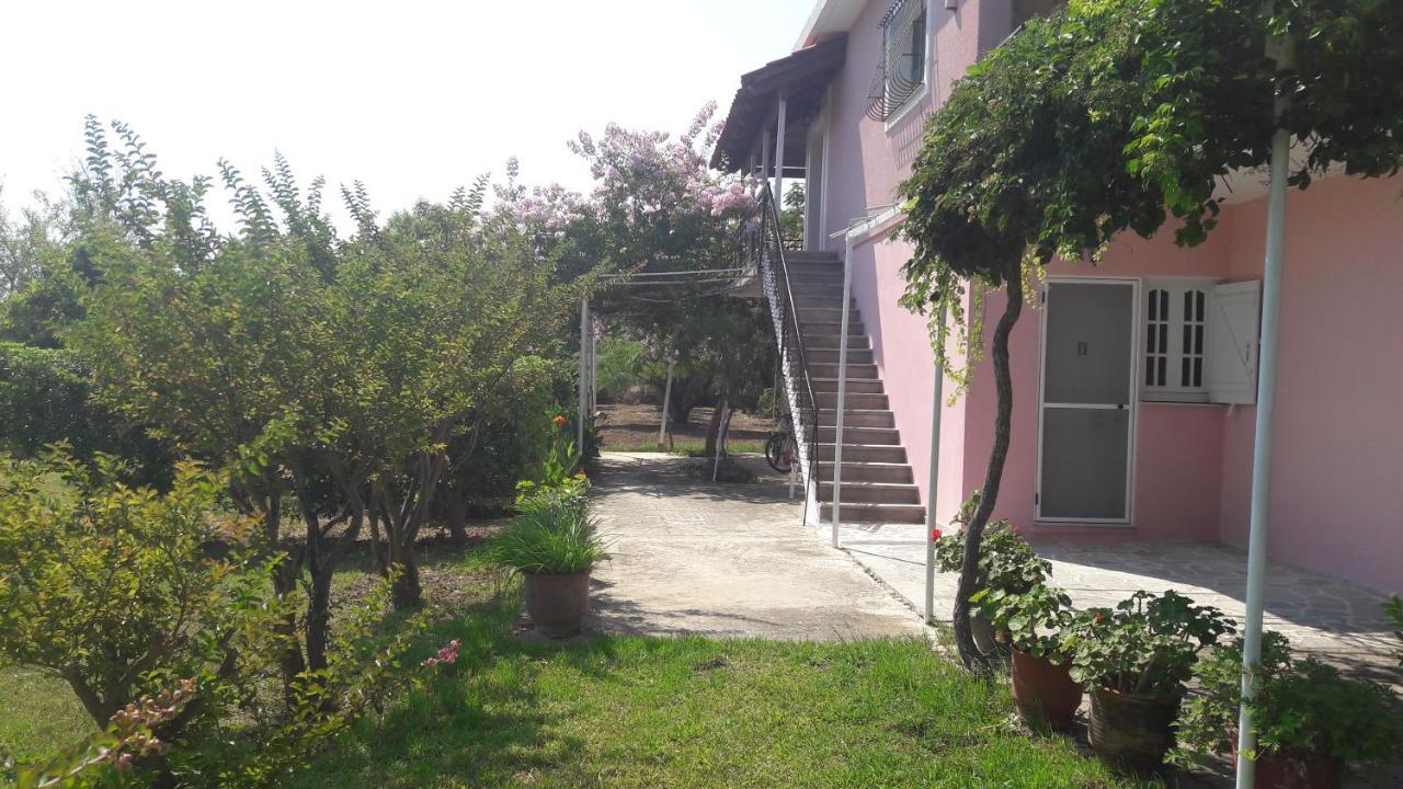 Jerry Apartments Svoronata Exterior photo