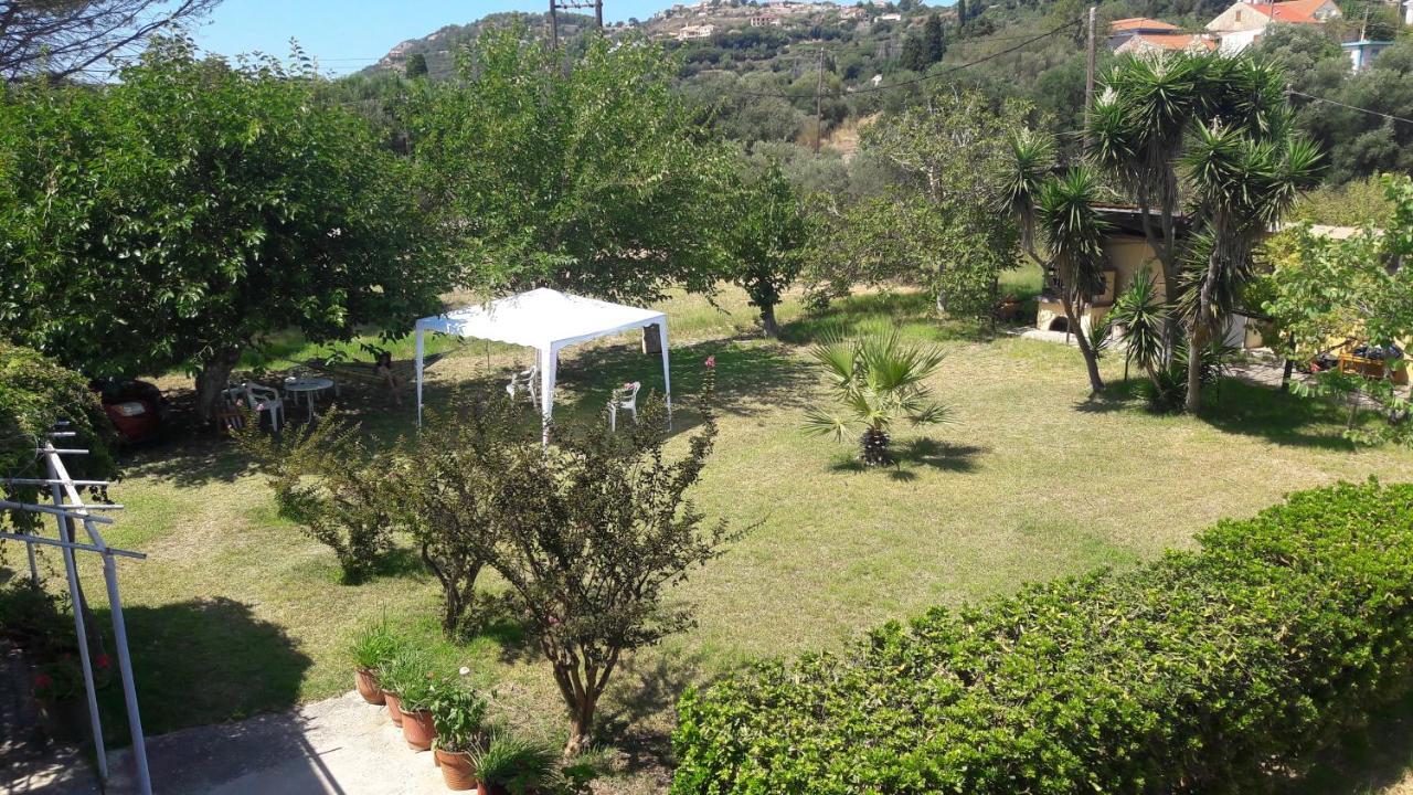 Jerry Apartments Svoronata Exterior photo
